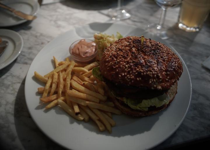 Cafe Einstern