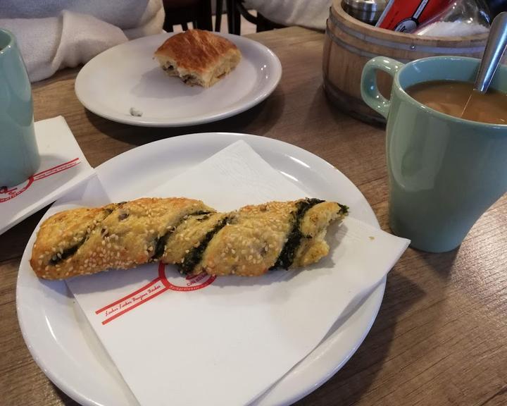 Cafe Bakery Bonjour