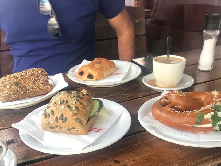 Cafe Bakery Bonjour