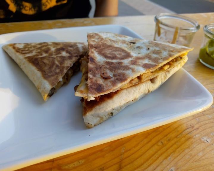 Cafe Blattgold