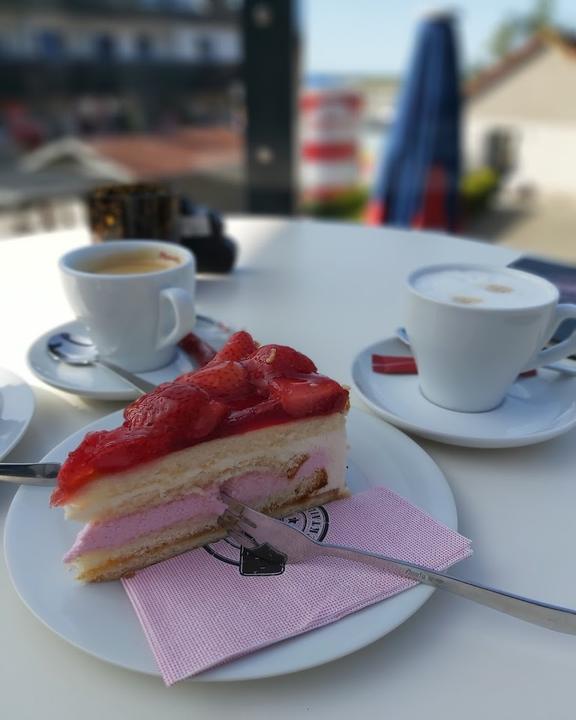 Cafe und Cocktailbar Aramis