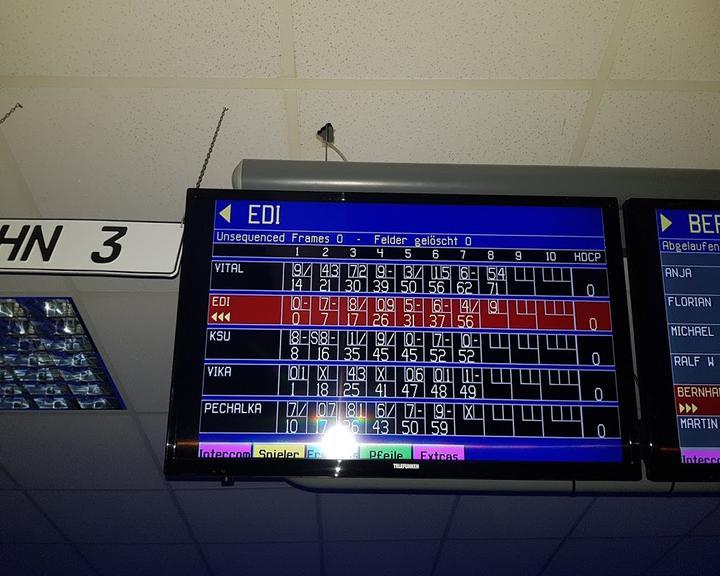 Jute Sports Bowling