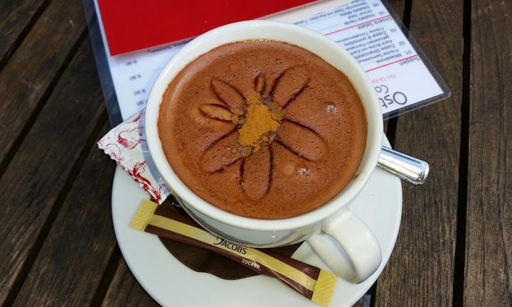 Cafe Carré