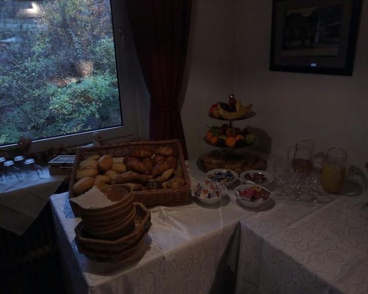 Hotel-Restaurant-Cafe Elfenmühle