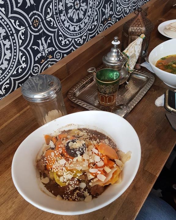 Couscous Schale
