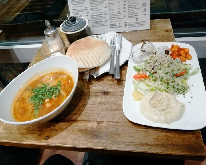 Couscous Schale