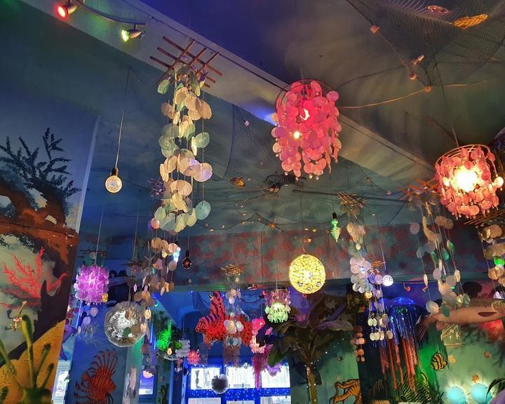 Caribbean Restaurant Roatan