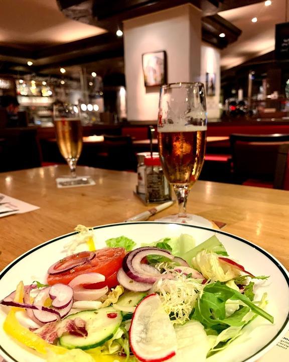 BLOCK HOUSE Karl-Marx-Allee