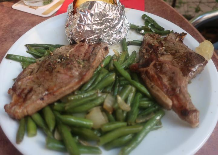 BLOCK HOUSE Karl-Marx-Allee