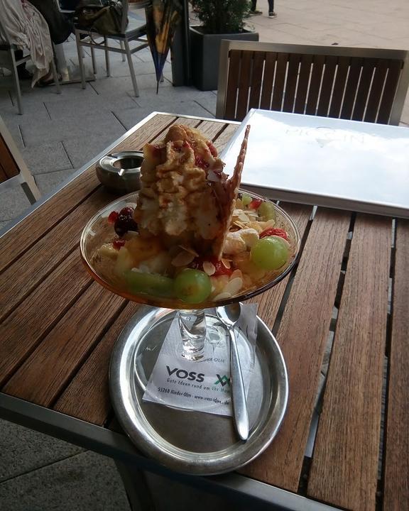 PICCIN Eis und Cafe