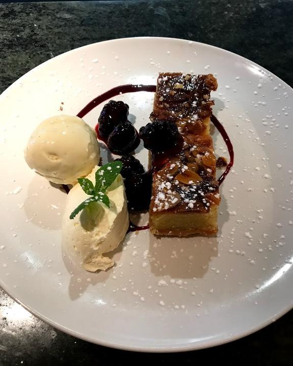 Bichou Bistro & Cafe