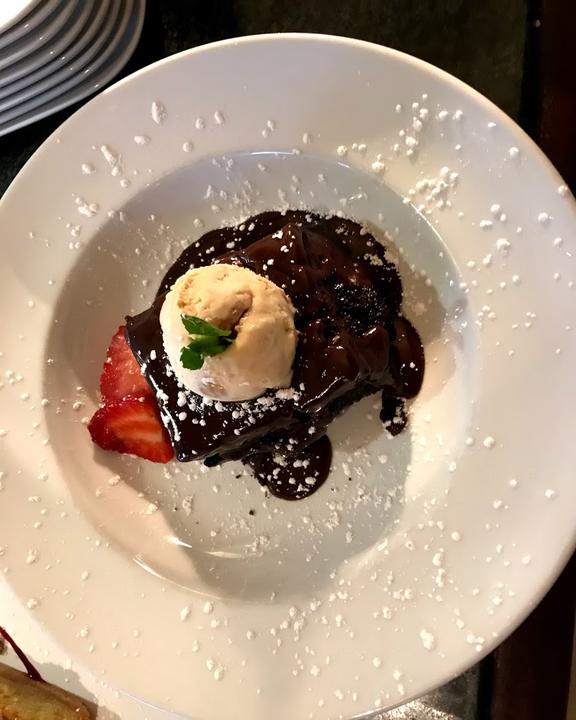 Bichou Bistro & Cafe