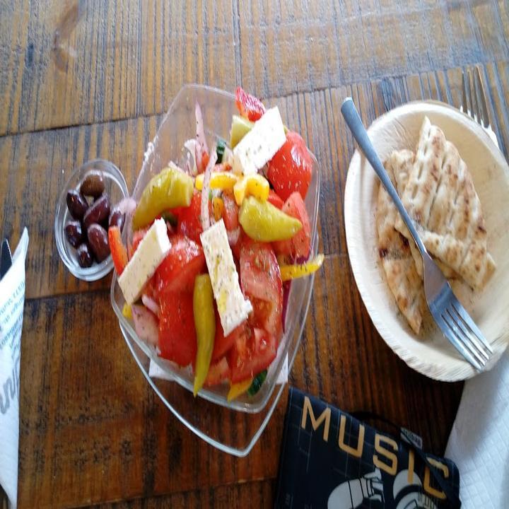 Thios Inn