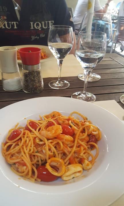 A Tavola