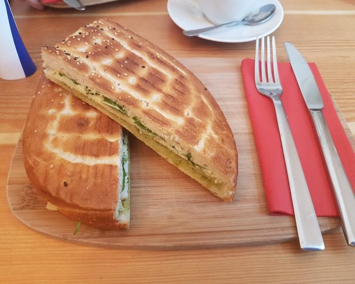 Rooster Cafe
