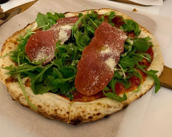 Pizzare Mauer Park