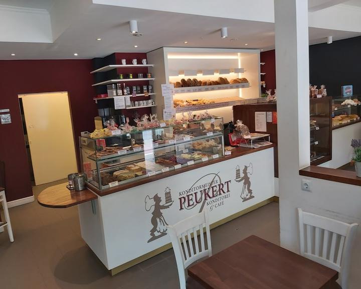 Cafe Peukert