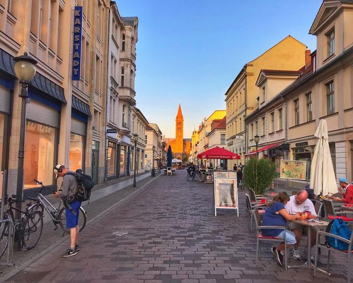 Cafe Extrablatt