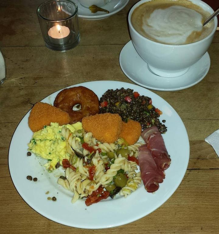 Cafe Nepomuk