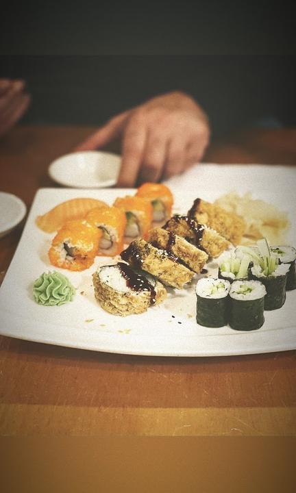 Aki Tatsu Sushi