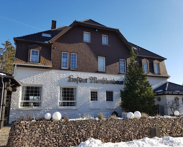 Hofgut Menschenhaus