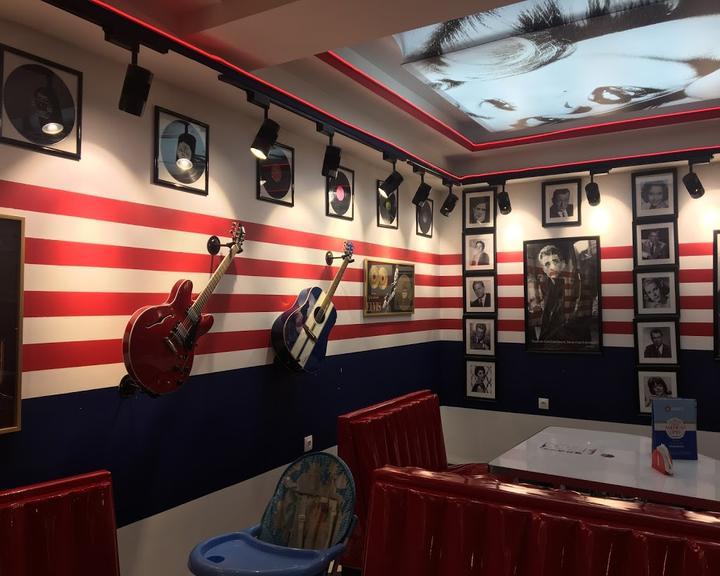 JaNi's American Diner