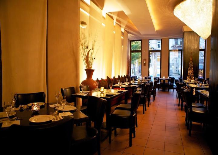 IMARA Restaurant Bar Lounge