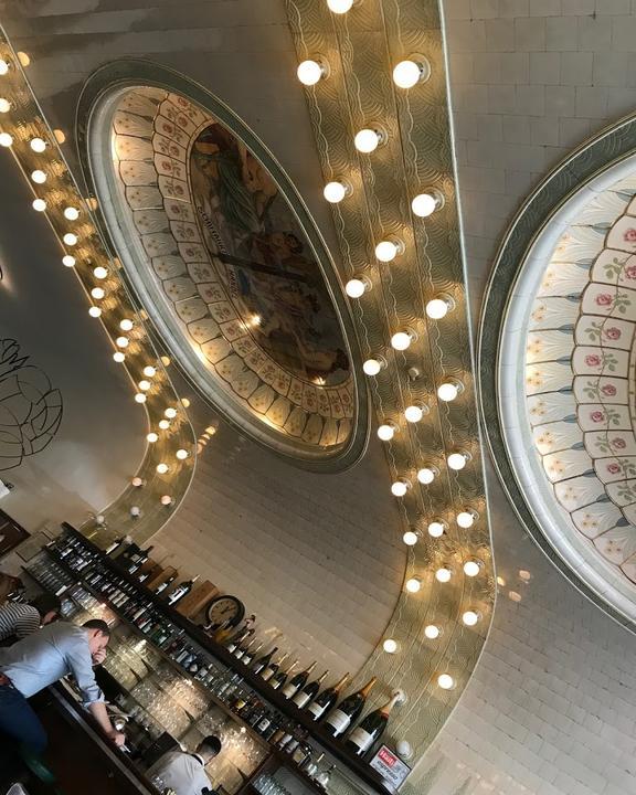 Cafe Paris