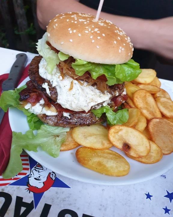 WOODY's American Restaurant