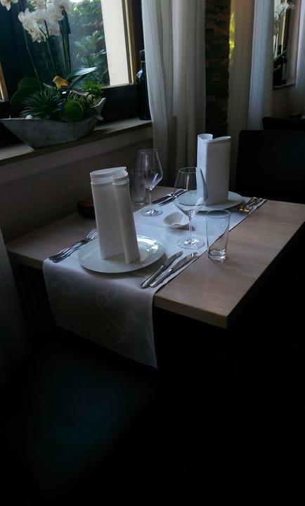 Kostas Restaurant Greek Mediterran Cuisine