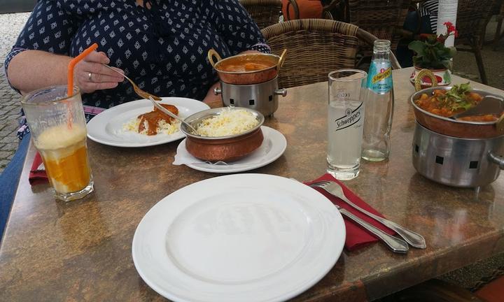Taj Mahal Tandoori