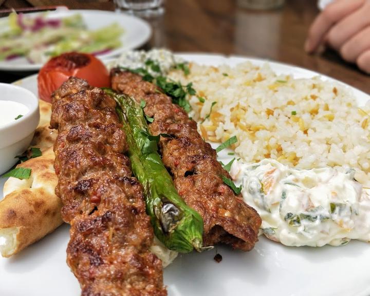 Lavin Restaurant