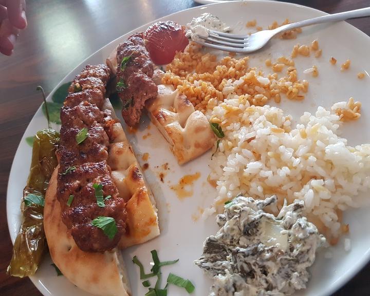 Lavin Restaurant