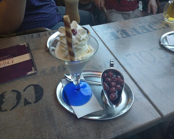 Eiscafe Delfin