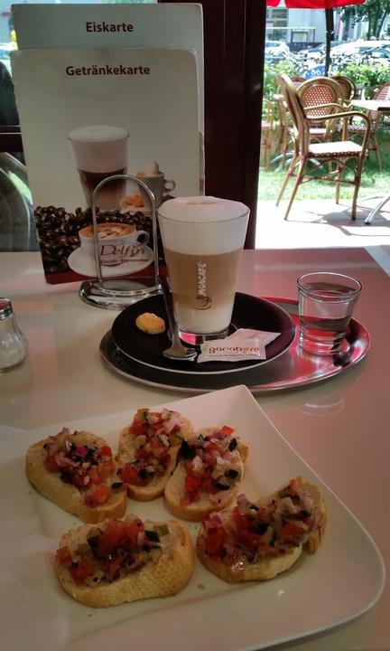 Eiscafe Delfin