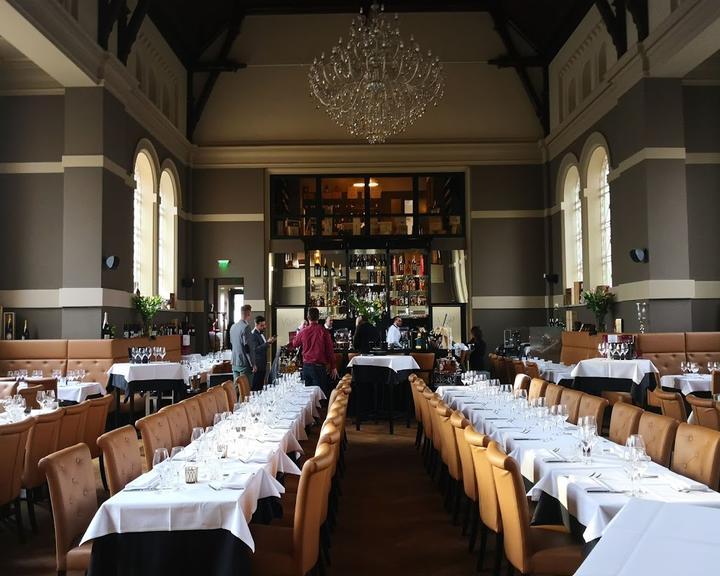 Villari Restaurant & Winebar