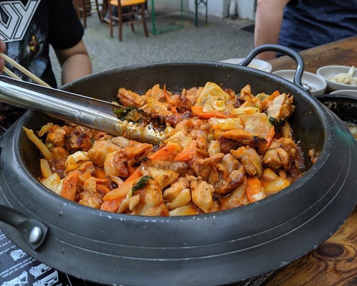 Sam Yuk Gu