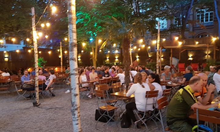 Leibniz Lounge