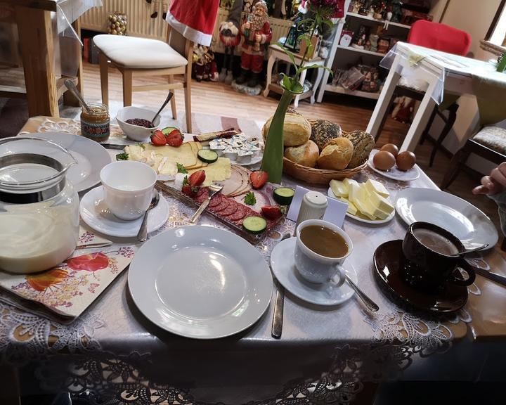 Sonjas Cafe Mit Geschenkestübchen