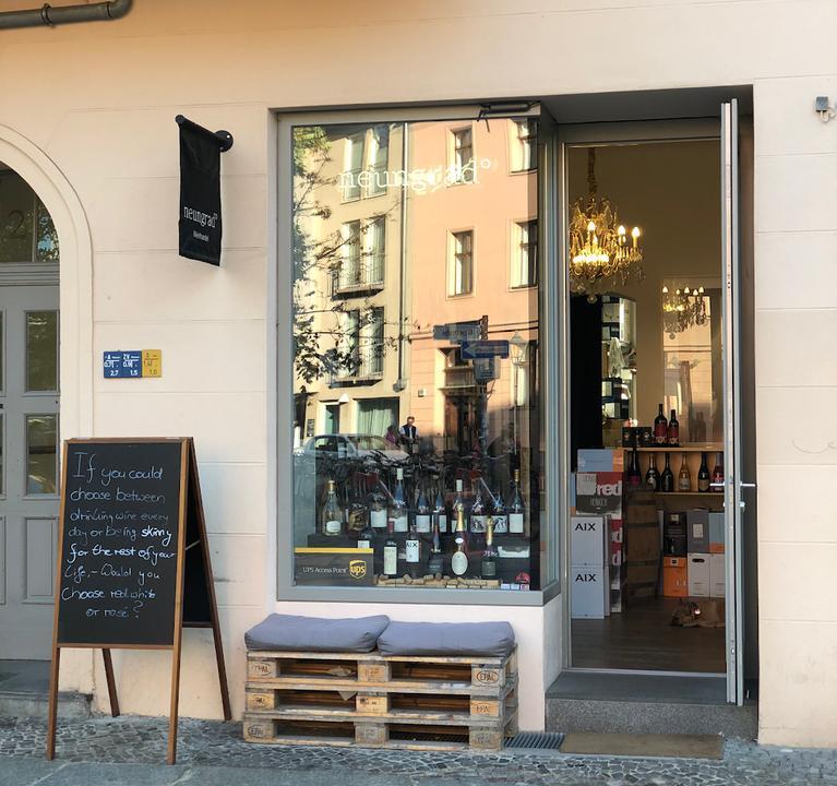 Weinhandlung neungrad°