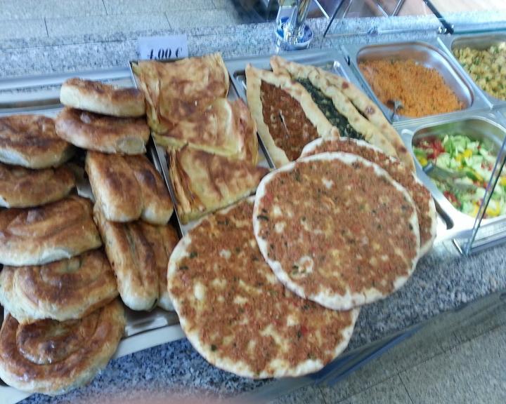 Gül Börek