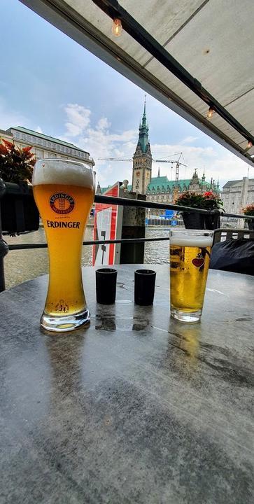 VLET am Jungfernstieg