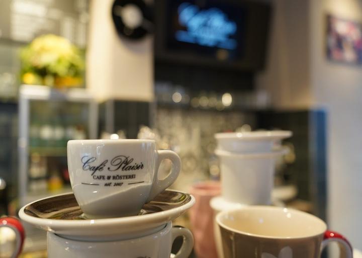 Cafe Plaisir