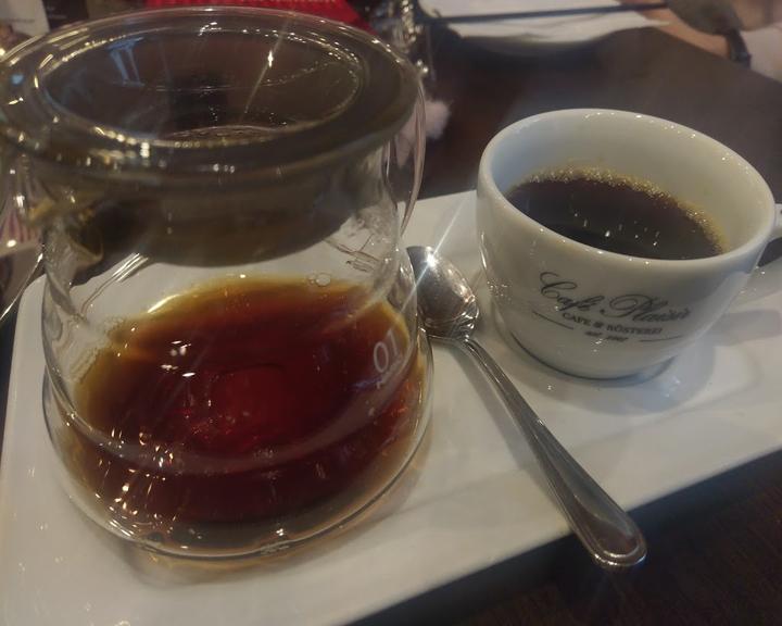 Cafe Plaisir