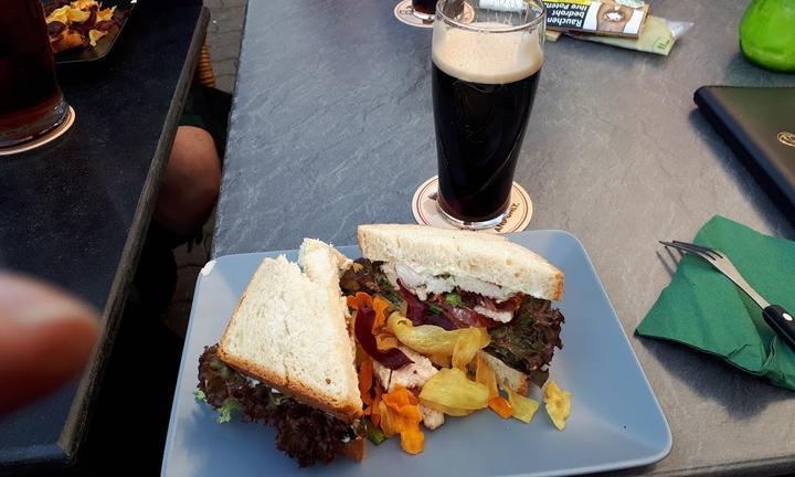 Dhillons Irish Bar & Grill