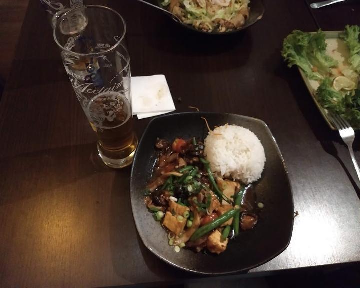Hum Vegan Cuisine