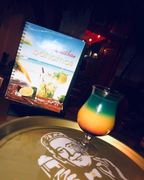 Bahamas Cocktail Bar