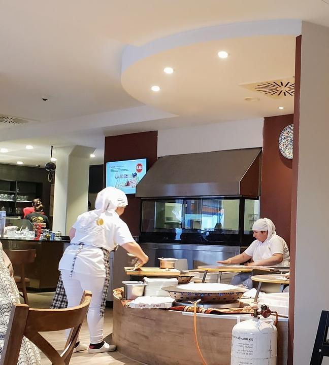 Can Restaurant