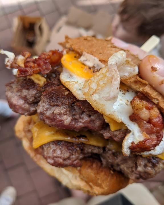 Burger 16/57