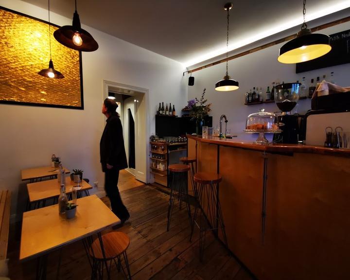 Cafe Lux